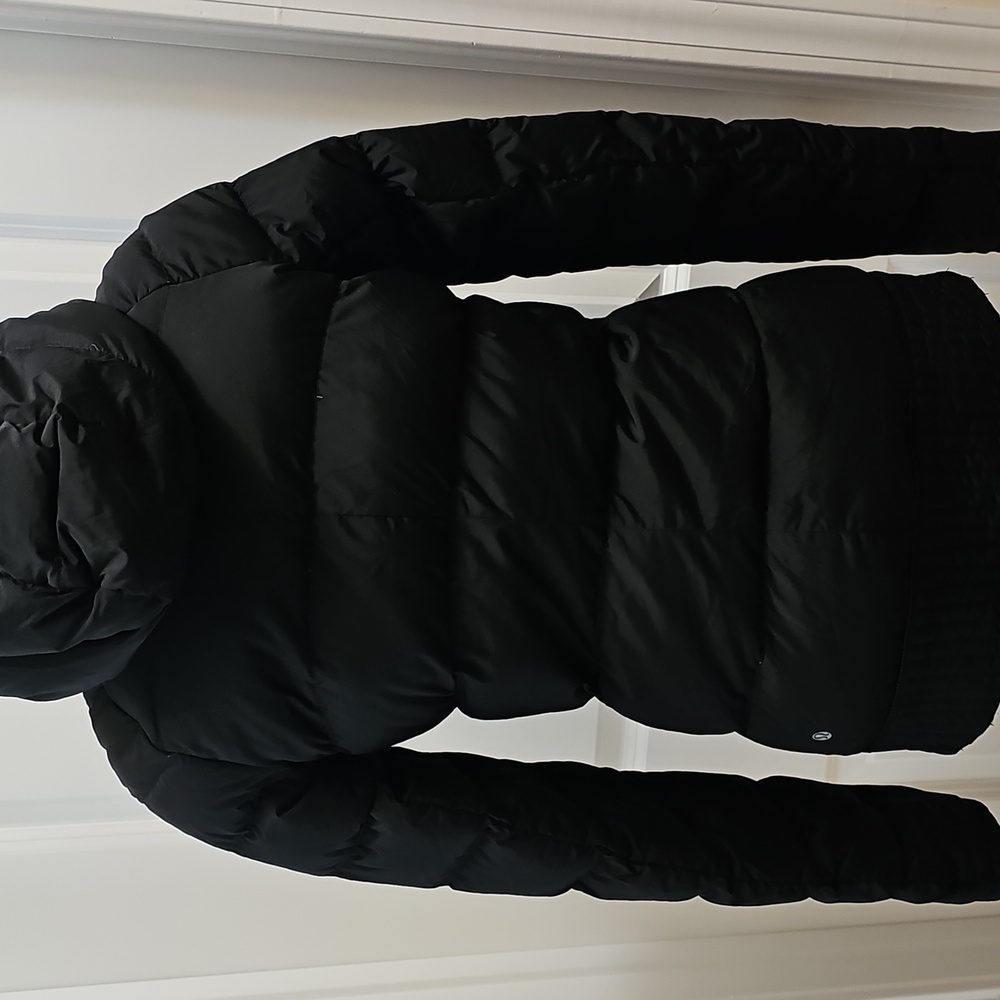 240. Lululemon Down Pullover Hoodie - Picture 5 of 10